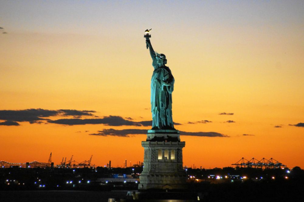 When is the best time to visit the USA
